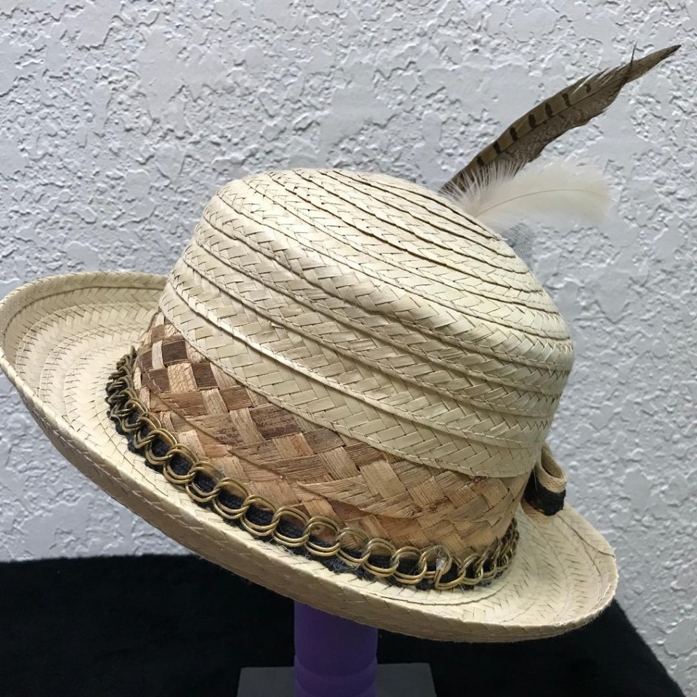 Hat - Picture 3 of 5
